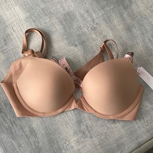 Victorias Secret underwire push-up bra